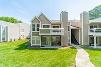 Building Photo - 9629 Vinca Cir
