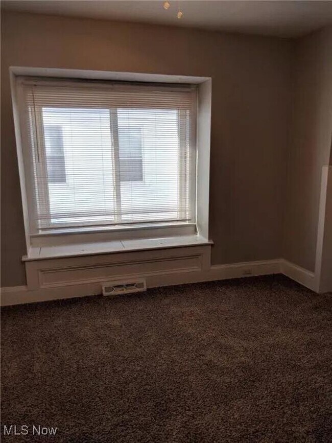 Building Photo - 3 BD / 2 BA House for Rent- Cleveland