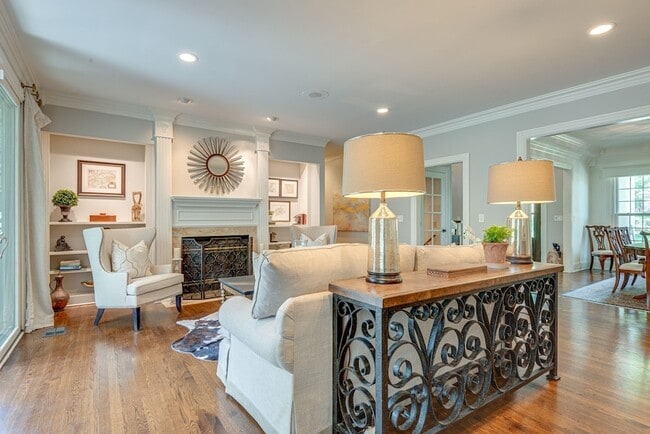 Building Photo - 5101 Heathrow Blvd