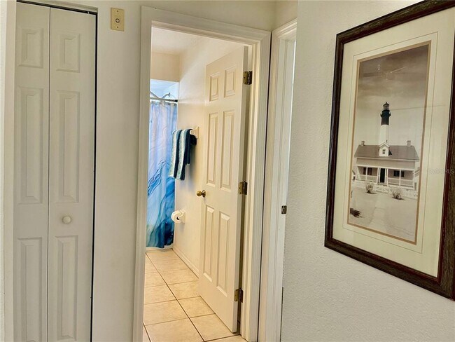 Building Photo - 5800 Sabal Trace Dr