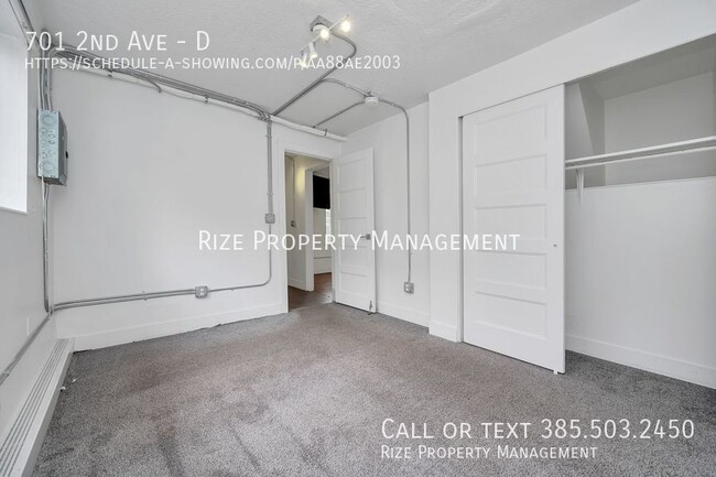 Building Photo - Spacious Top Floor Avenues 1 BR With Priva...