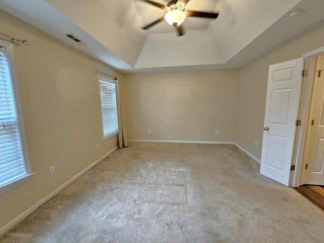 Building Photo - 203 Crown Empire Ct