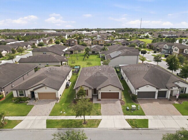 Building Photo - 2772 Mead Ave