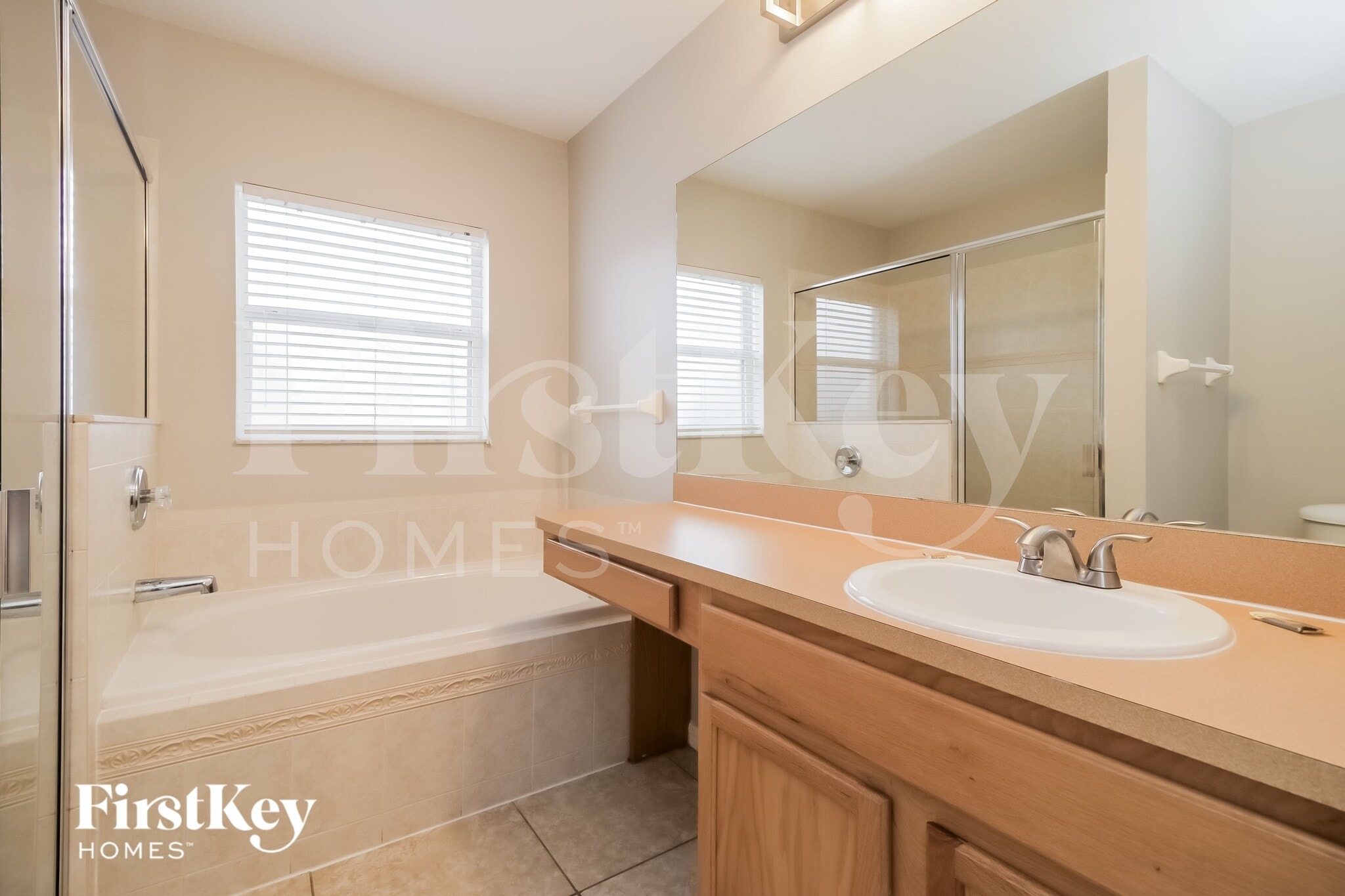 Building Photo - 1319 Macon Dr