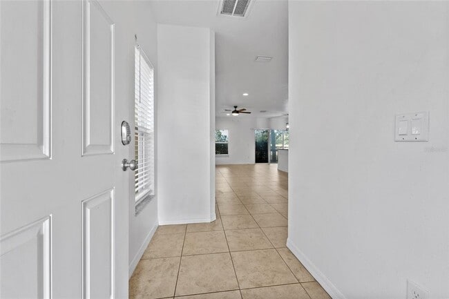 Building Photo - 961 Aussi Ct