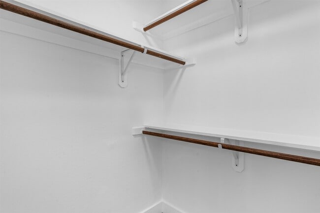 Building Photo - 14922 Waybridge Dr