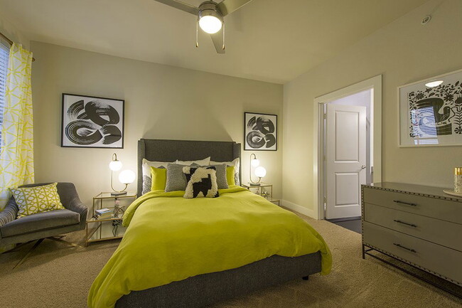 Building Photo - 3030 Bryan St