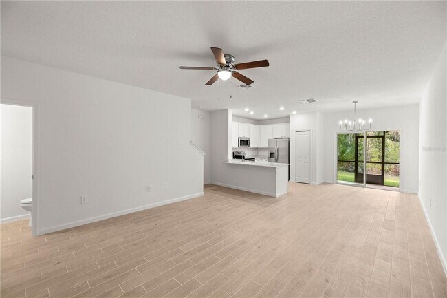 Building Photo - 3613 SE 37th Ct