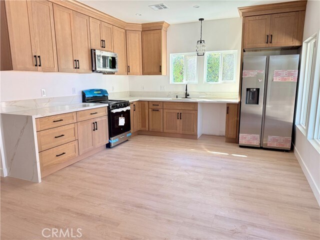 Building Photo - 17438 1/2-17432 Horace St