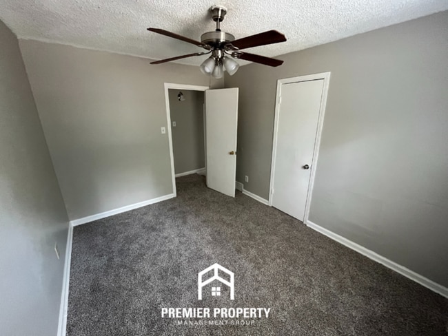 Building Photo - 5580 Lochinvar Rd