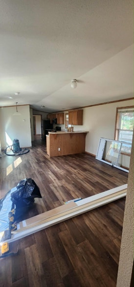 Building Photo - 500 N Walnut St