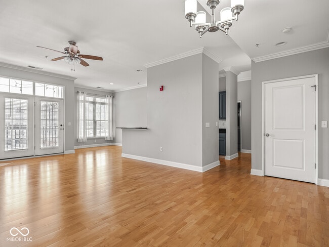 Building Photo - 450 E Ohio St