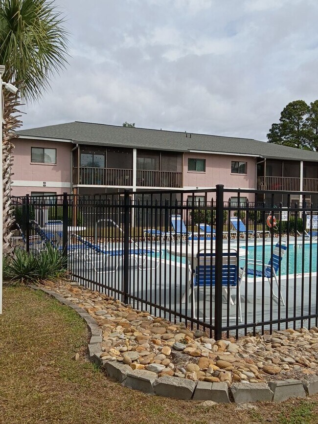 Building Photo - WESTWIND COMMUNITY