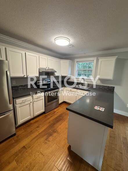 Building Photo - 325 Rambling Ridge Ct