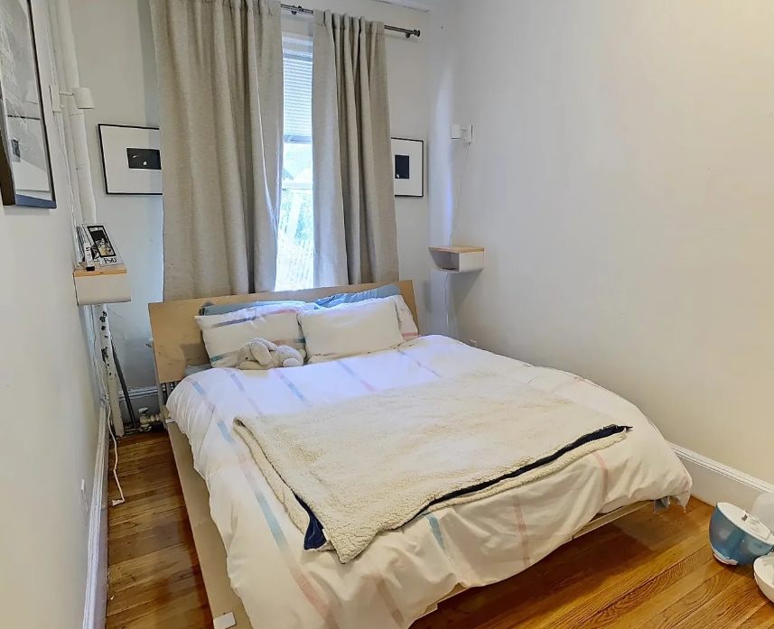 Building Photo - 1067 Beacon St