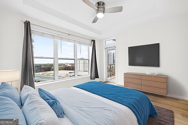 Building Photo - 3334 Peachtree Rd NE