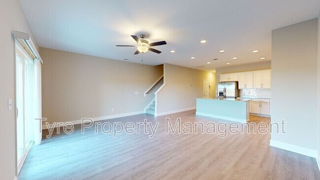 Building Photo - 2608 Sailor Rose Ln