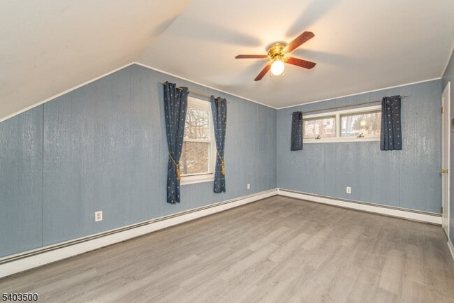 Building Photo - 382 Howard Blvd