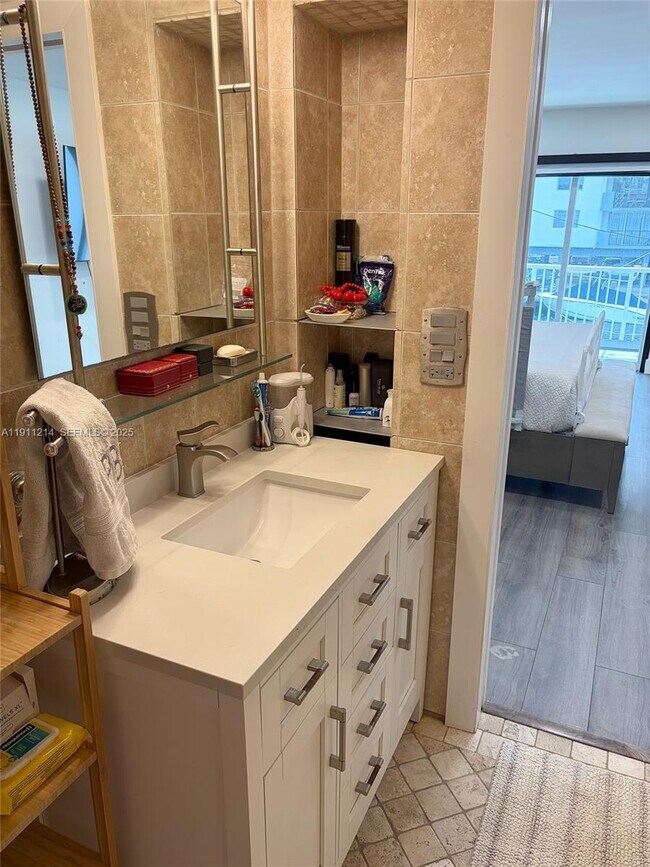 Building Photo - 3690 NE 167th St