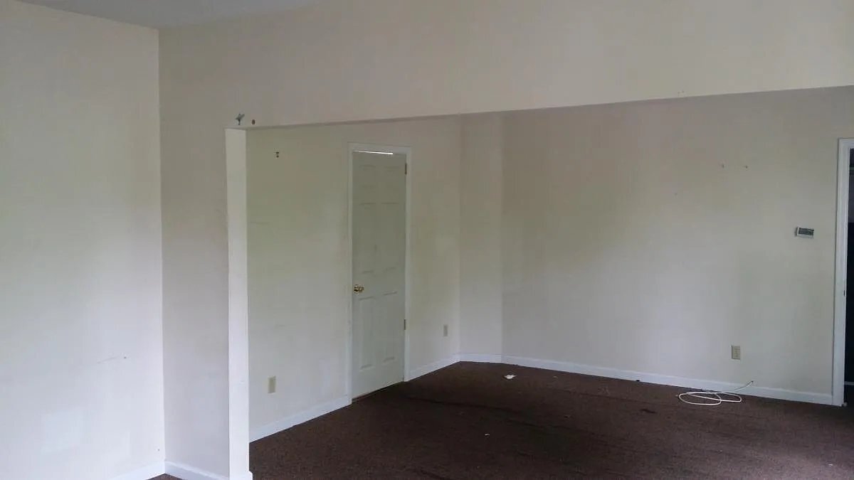 Building Photo - 79 E Pleasant Ave