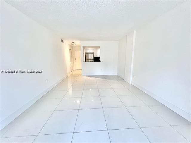 Building Photo - 16950 W Dixie Hwy