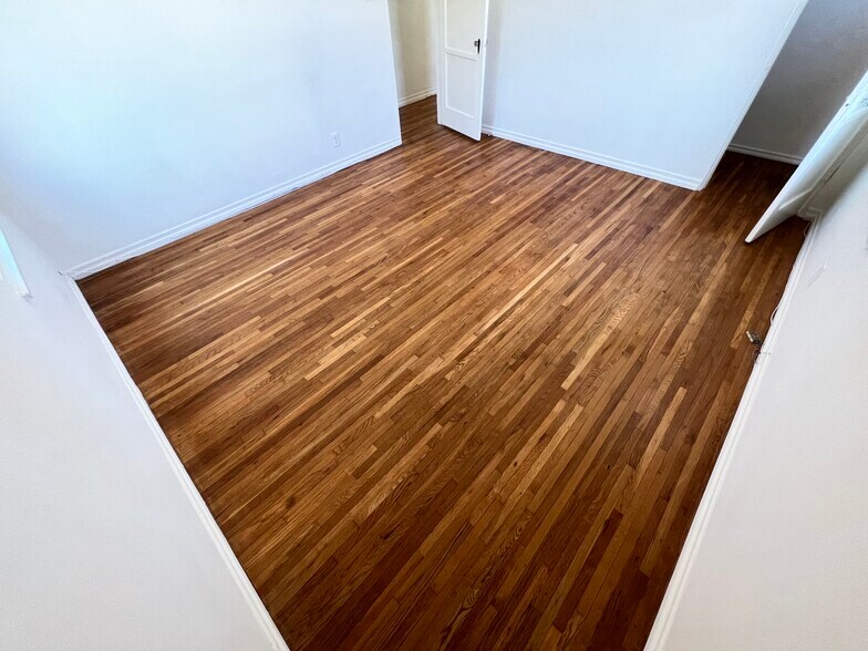 Building Photo - 1874 S Redondo Blvd