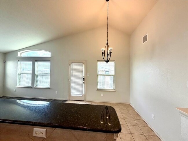 Building Photo - 500 Obsidian Ln