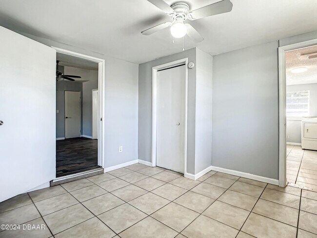 Building Photo - 152 Ponce De Leon Dr