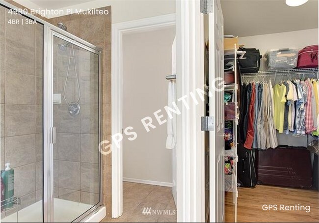 Building Photo - 4980 Brighton Pl