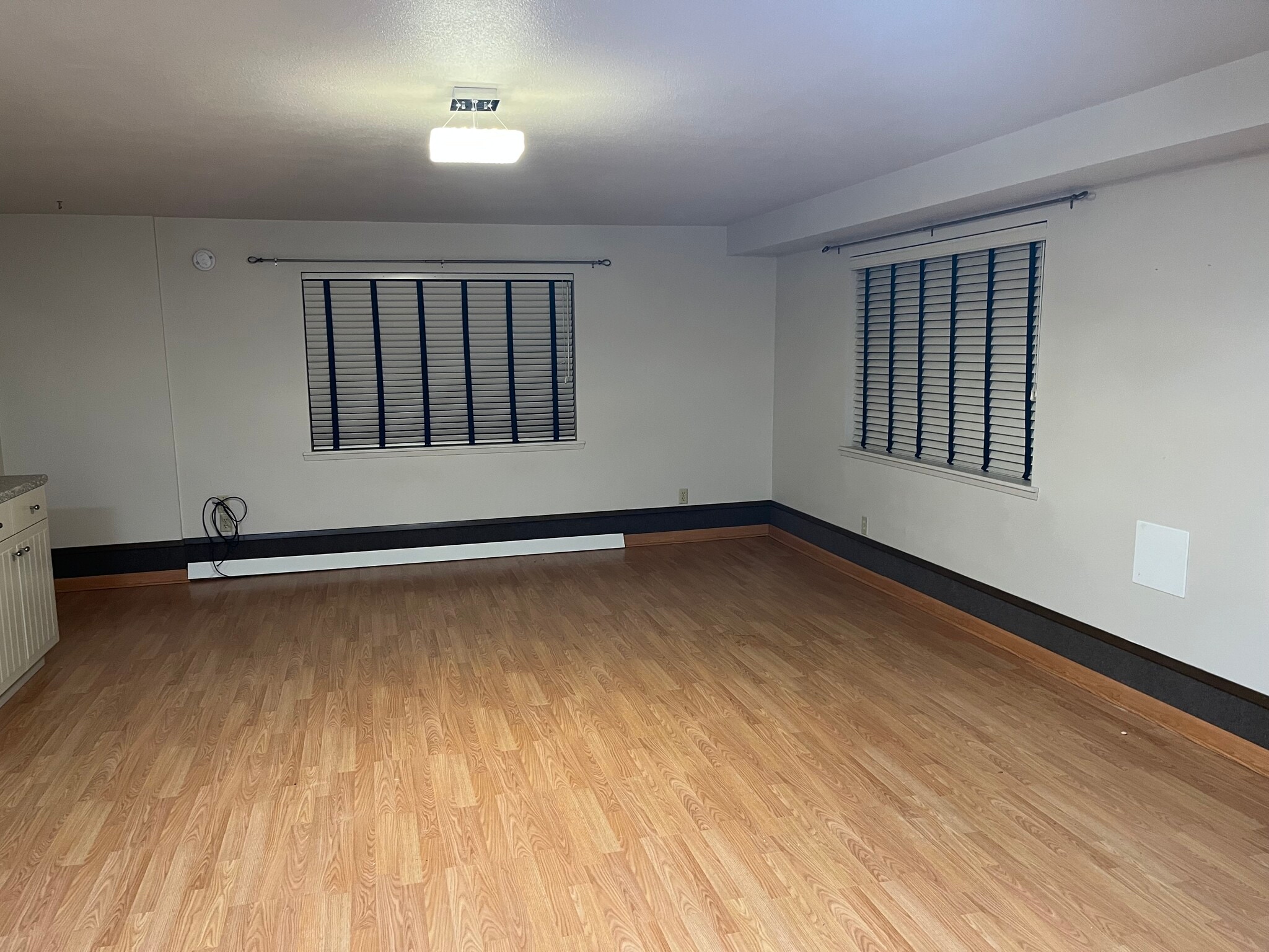 Family room - 4233 S 252nd Pl