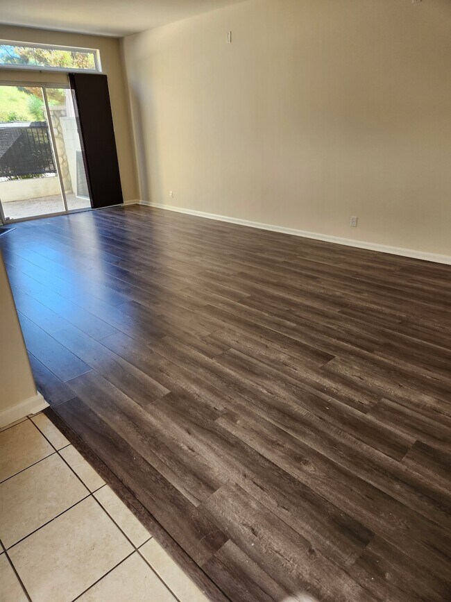 Building Photo - 11543 Treeview Ct