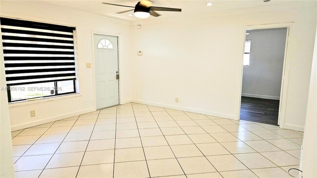 Building Photo - 4360 NE 13th Ave