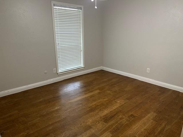 Building Photo - 1901 Hanover Dr