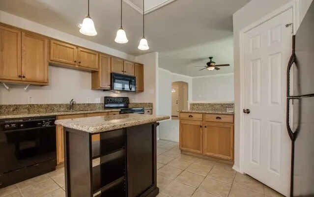 Building Photo - 109 Burning Tr