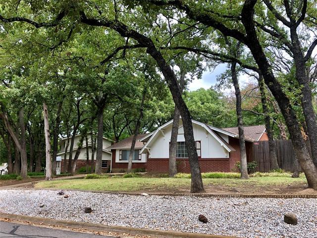 Building Photo - 3701 Halifax Dr