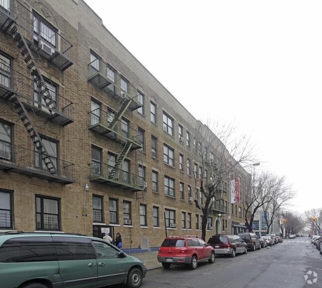 Building Photo - 35-10 35th St