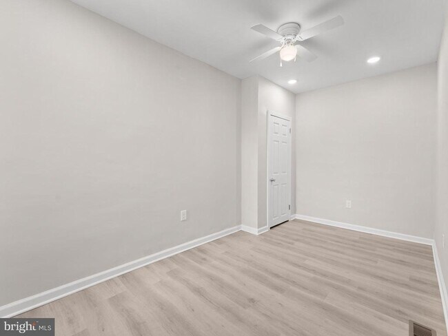 Building Photo - 3010 Emerald St
