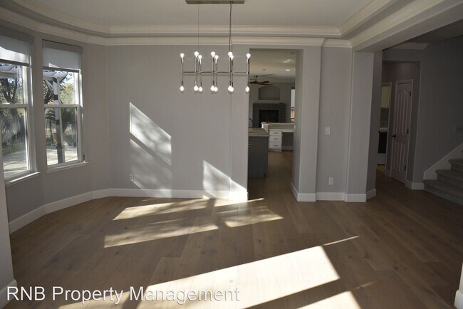 Building Photo - 5 br, 4.5 bath House - 5061 Ashley Woods D...