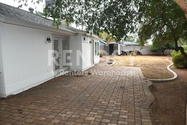Building Photo - Updated 3 Br 2 Ba 2 Cg Home Near Gilbert Rd and Guadalupe Rd in Gilbert