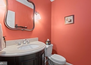 Building Photo - 22388 Deerpath Ct