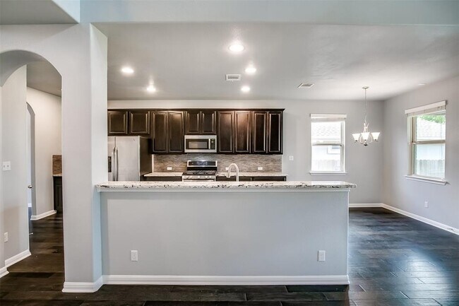 Building Photo - 2723 Enza Ct