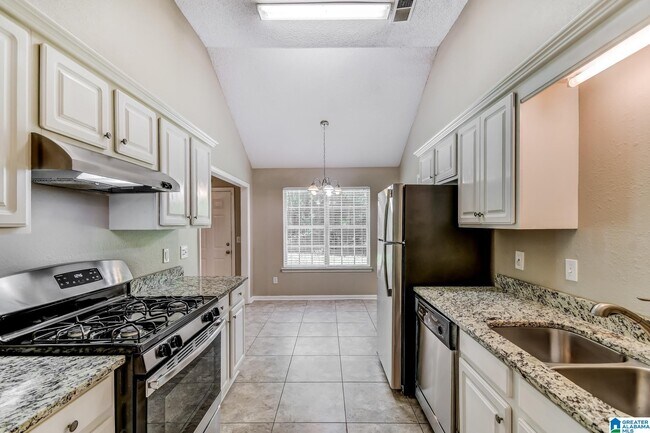 Building Photo - 224 Meriweather Ln