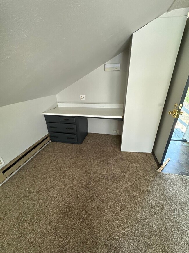 Building Photo - 11th Rentals