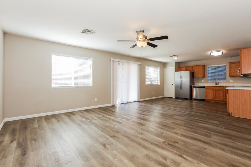 Building Photo - 2297 W Camp River Rd