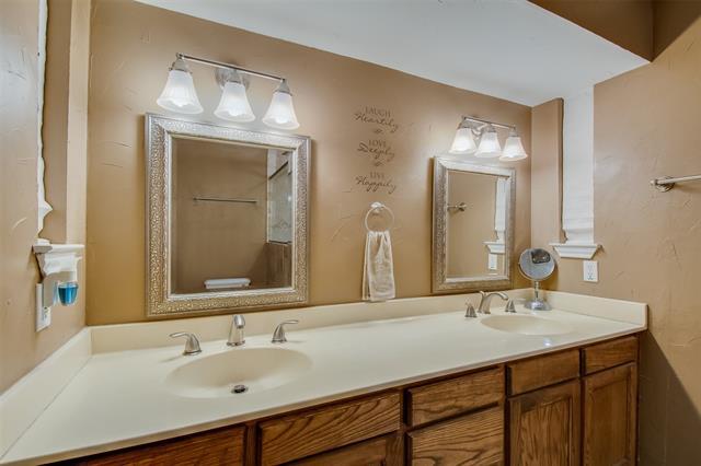 Building Photo - 5718 Sagebrush Trail