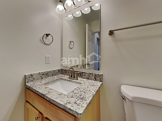 Building Photo - 16757 Yeoman Way