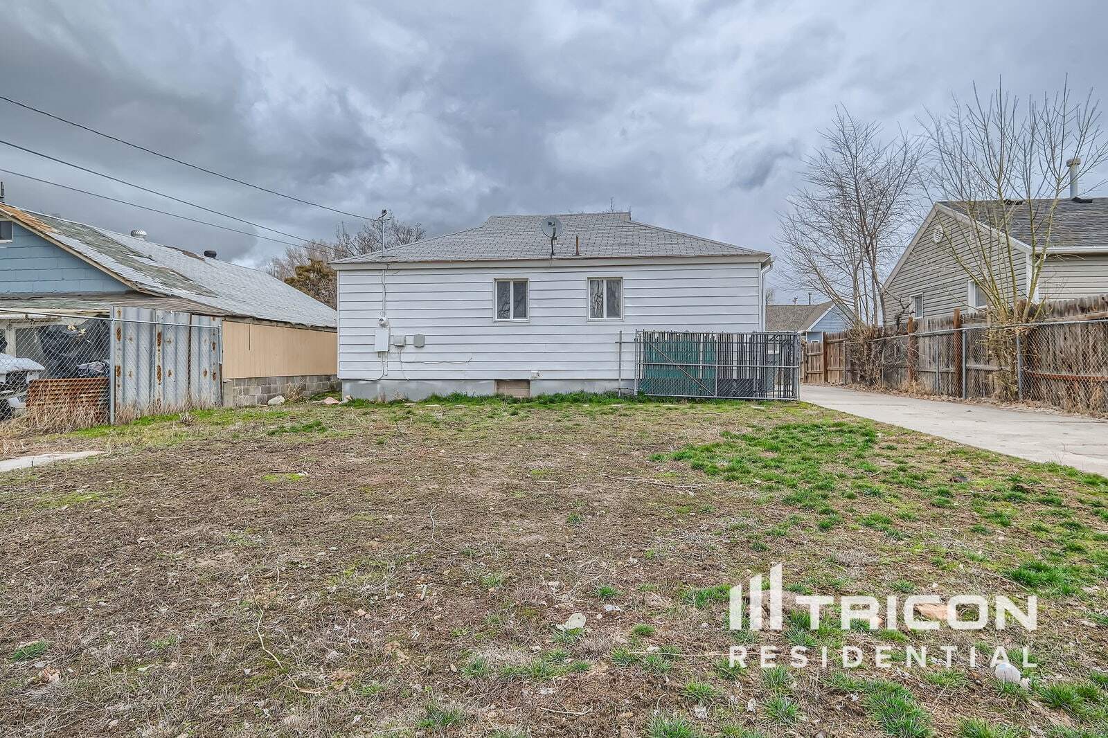 Building Photo - 1335 W 800 S