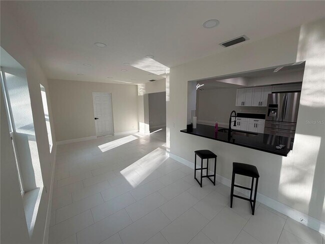 Building Photo - 8362 Tranquil Dr