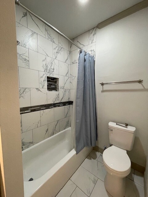 Master Bathroom - 2995 Pecos St