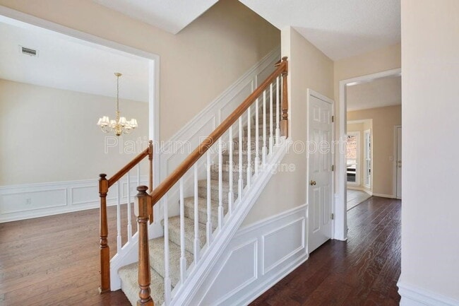 Building Photo - 335 Aolian Ct